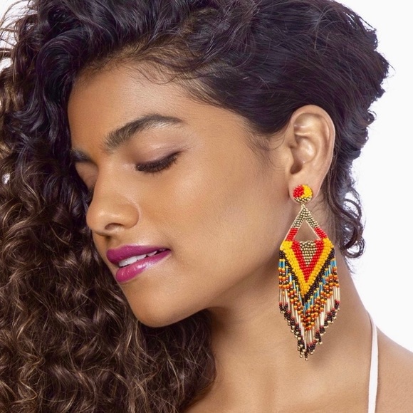 NWT Deepa Gurnani Luxe Beaded Diamond Chandeliers - Picture 2 of 16